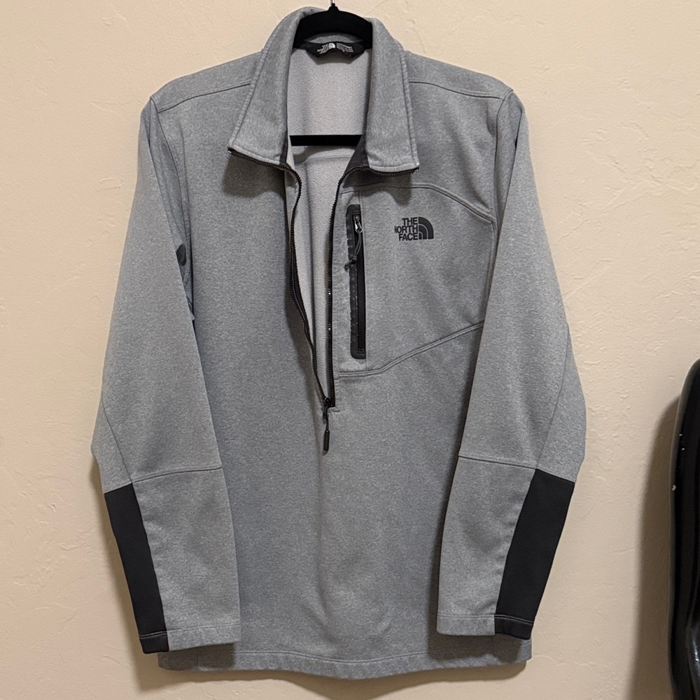 The North Face Light Gray and Black Pullover